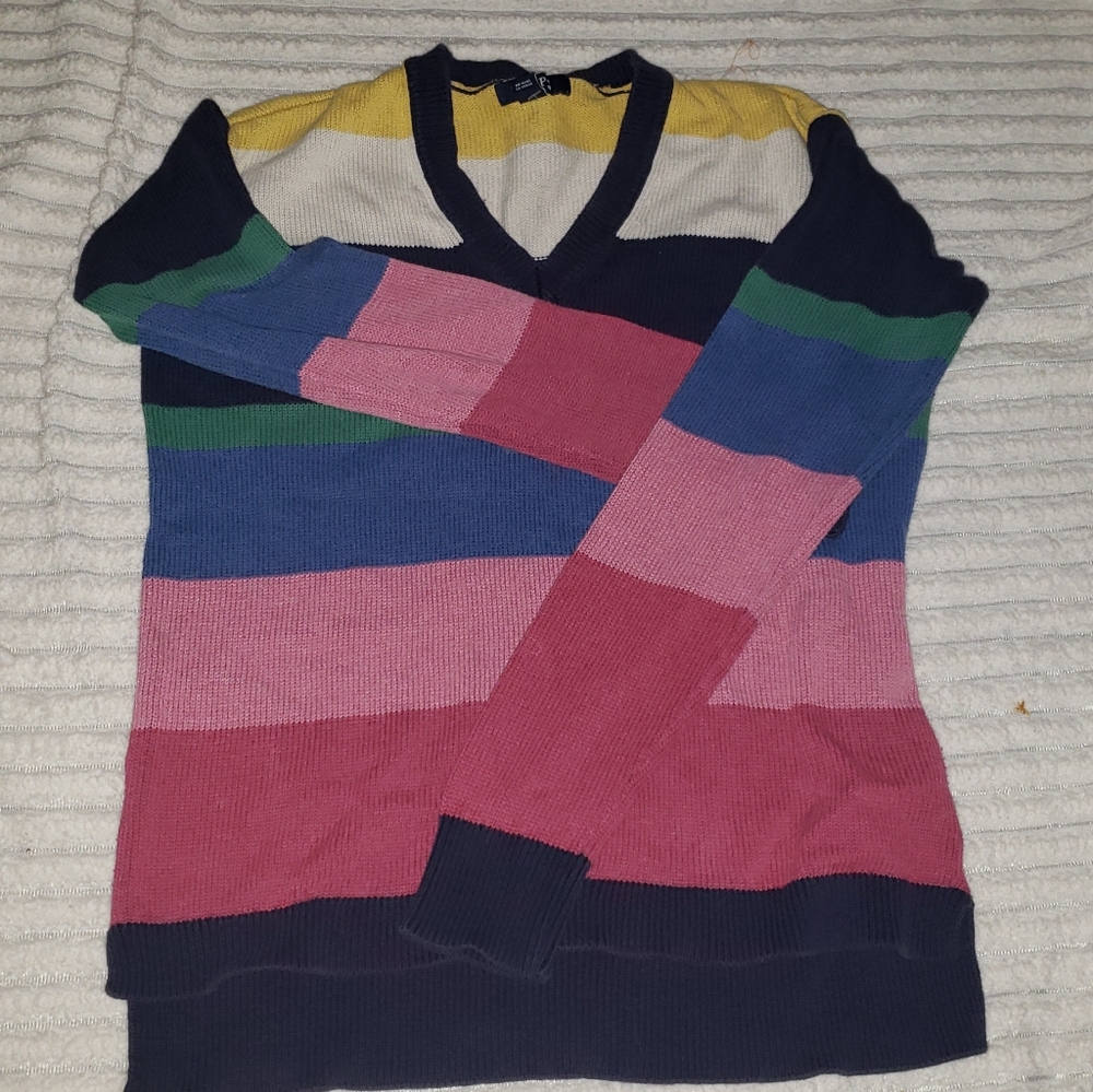 Multicolored sweater